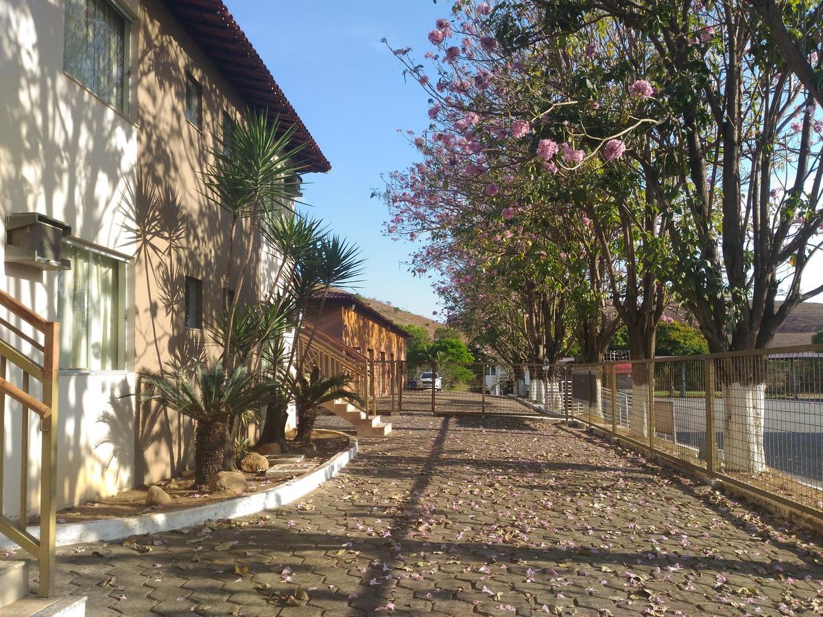 Hotel Pinheiros Chonim de Baixo Dış mekan fotoğraf
